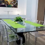 דירה Laura Lifestyle And History